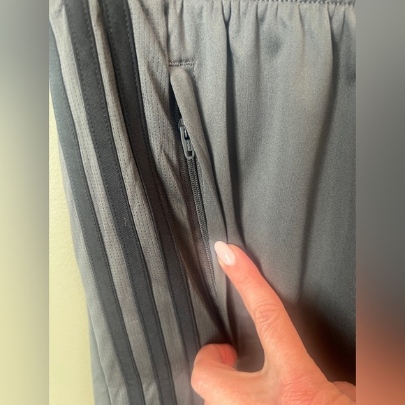 Adidas men’s 3S PES athletic shorts training casual bottoms zippers size M Gray - Picture 8 of 16